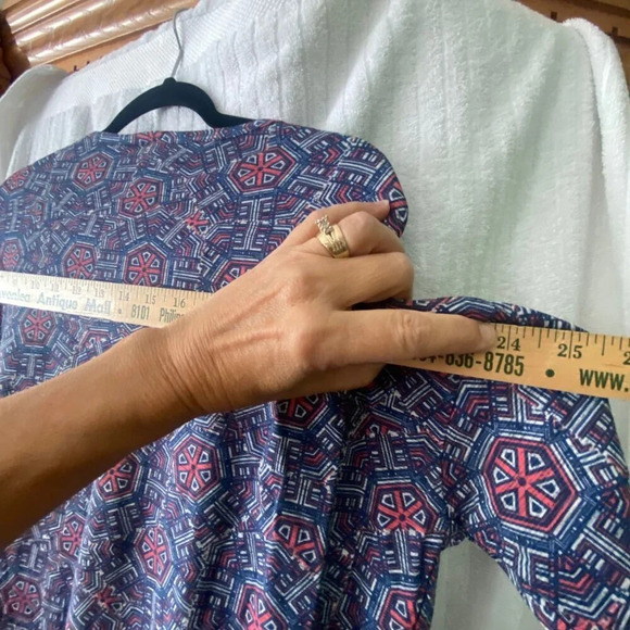 NWT Lularoe Irma Tunic Top XS Stretcy - Picture 4 of 11
